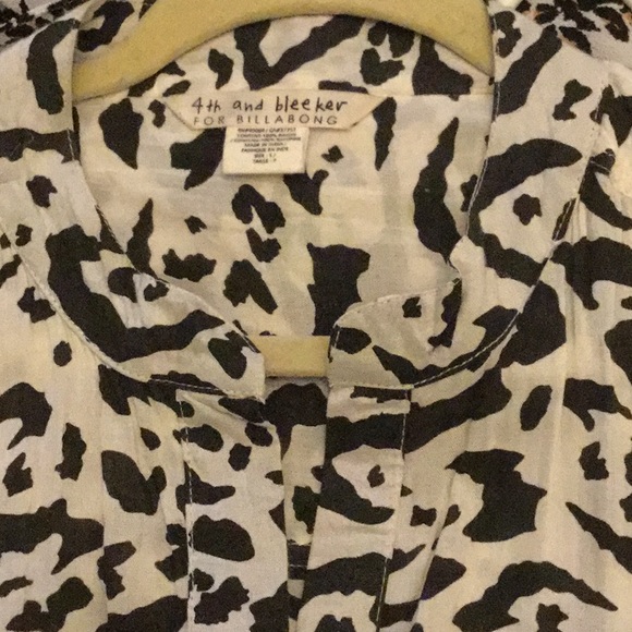 EUC 4th and Bleecker for Billabong Button Down - Picture 7 of 9